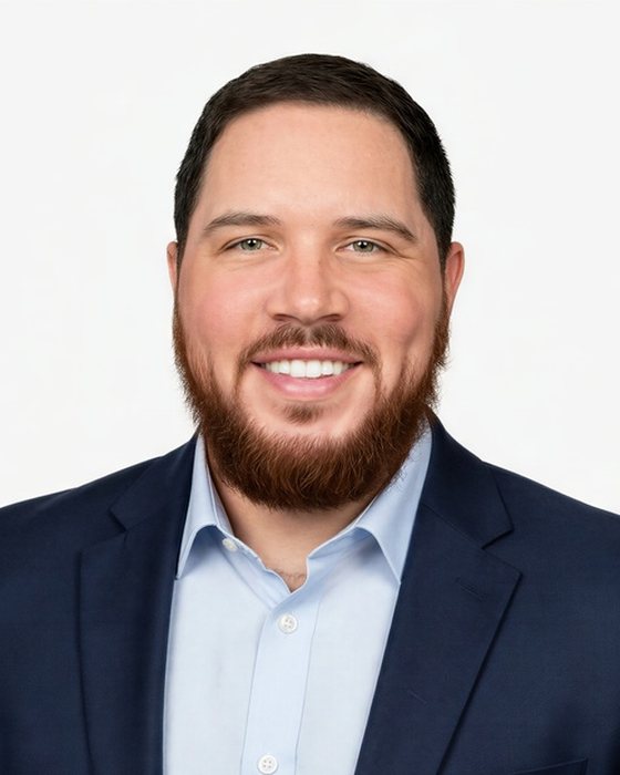 Chris Thomas, Insurance Broker